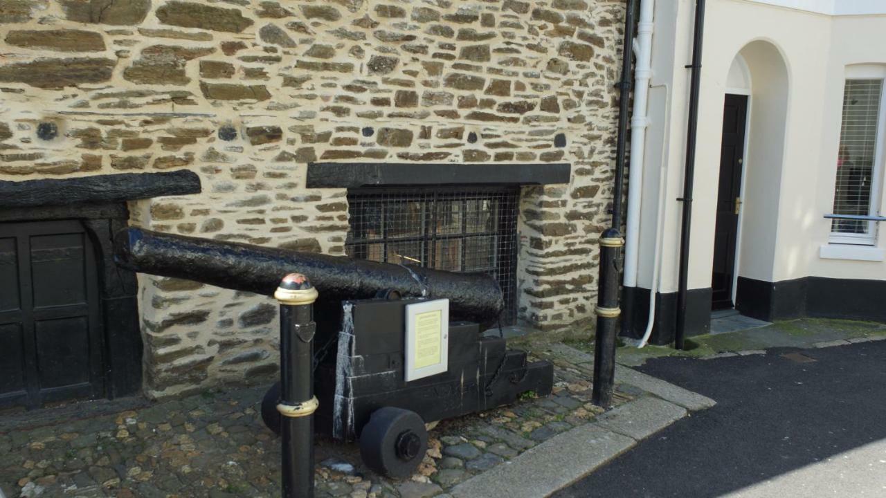 Foam Cottage Looe Exterior photo