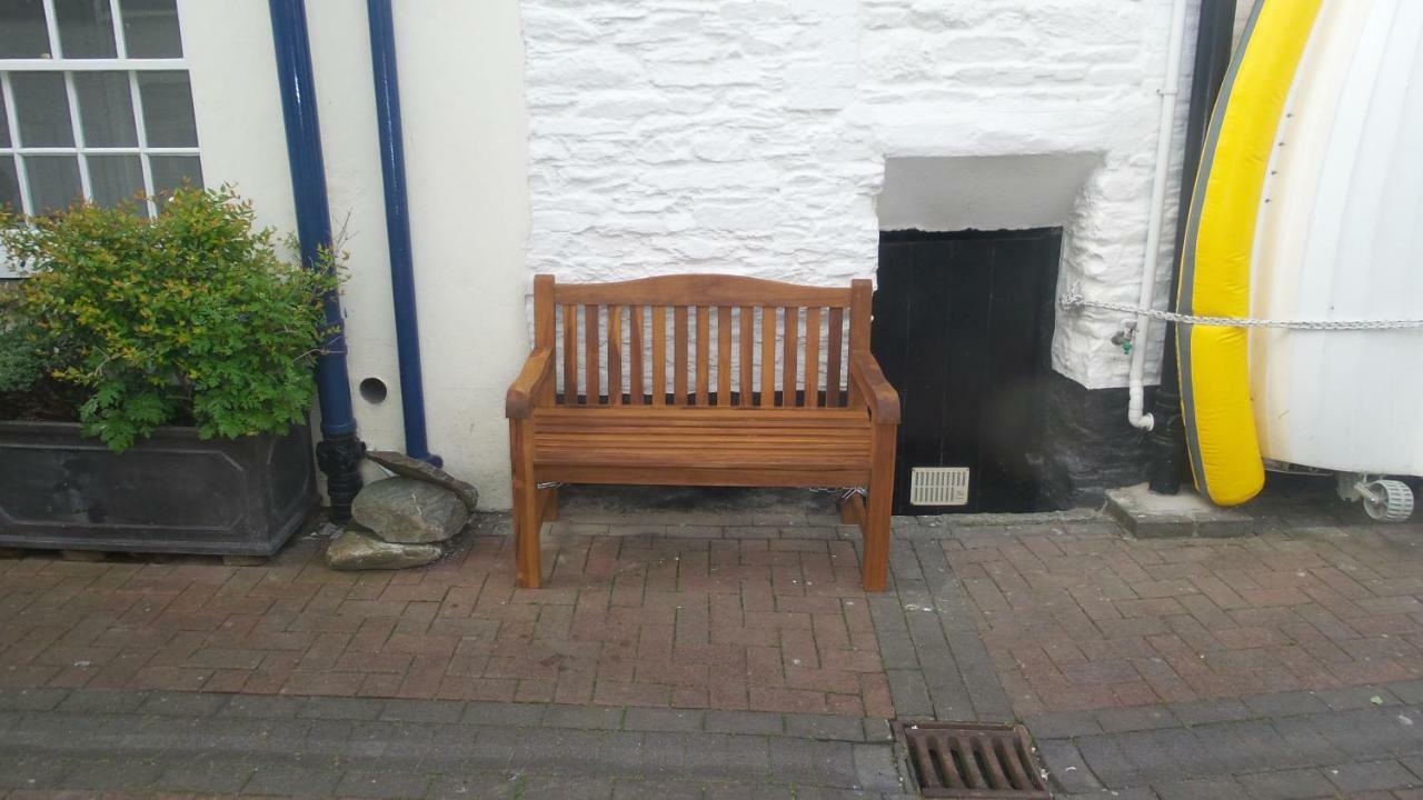 Foam Cottage Looe Exterior photo